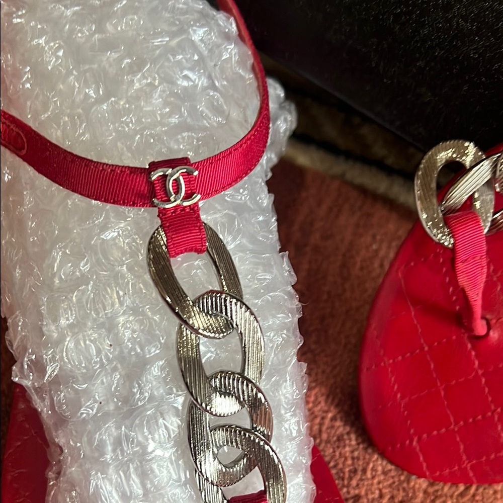 CHANEL Red Sandals with Silver Accents - Picture 4 of 8